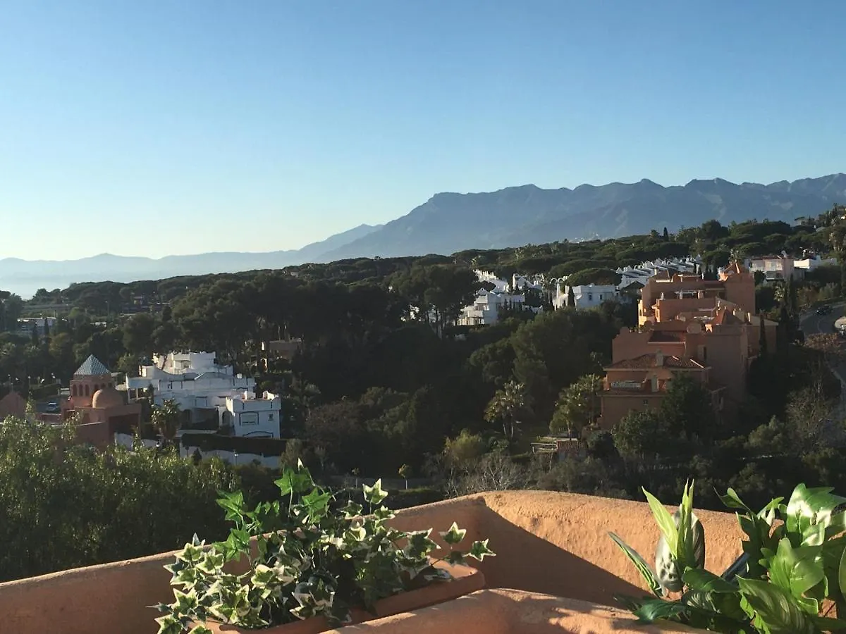 Quarto em Acomodações Particulares Marbella Deluxe Rooms In Royal Cabopino Townhouse