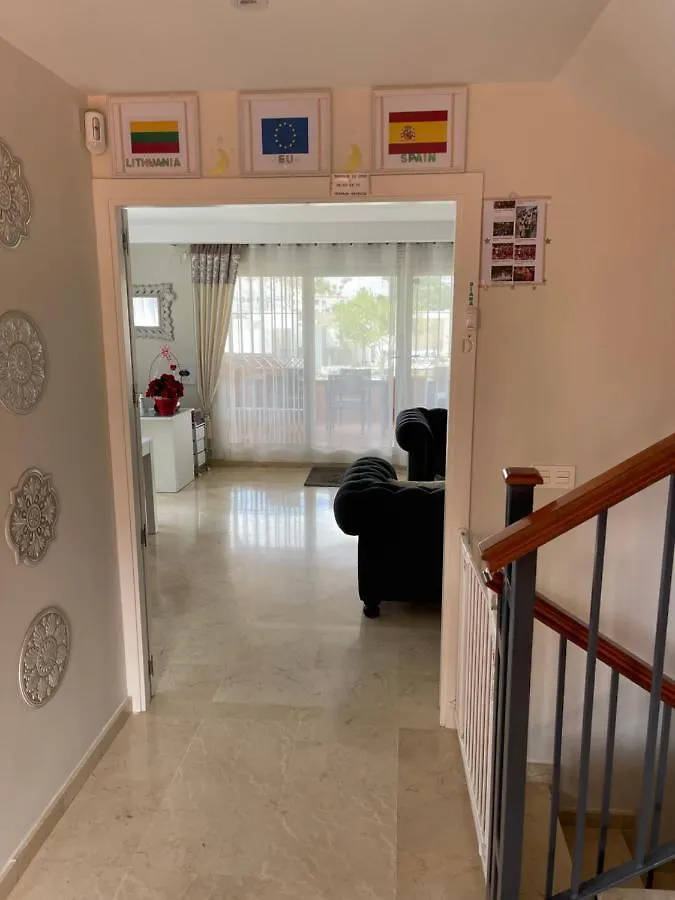Marbella Deluxe Rooms In Royal Cabopino Townhouse 0*,