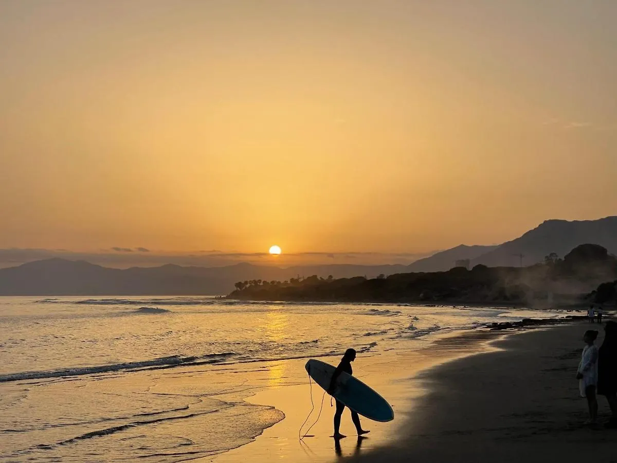 Marbella Deluxe Rooms In Royal Cabopino Townhouse Homestay szállás