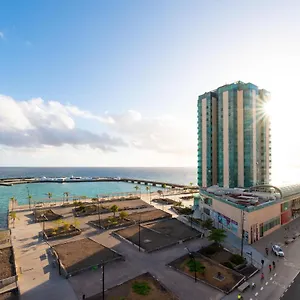 https://first-line-luxury-apartment.in-canary-islands.com