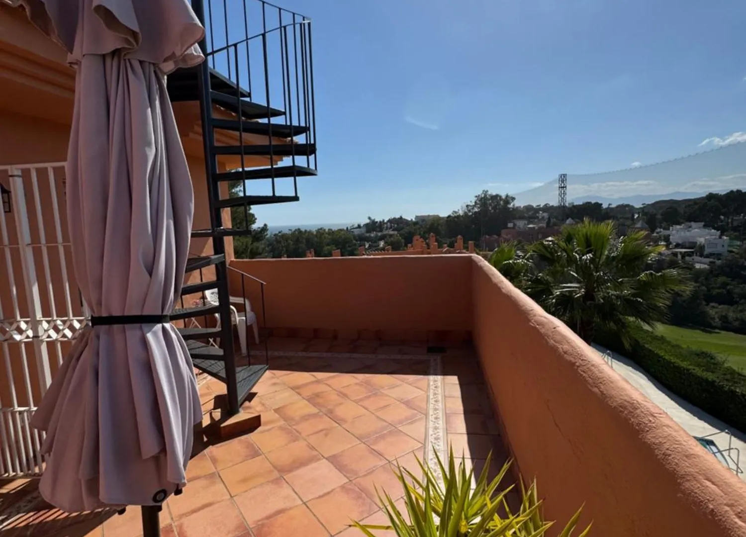 Homestay Marbella Deluxe Rooms In Royal Cabopino Townhouse Spain